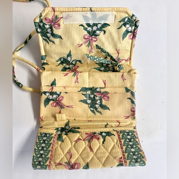 2PC Vintage Vera Bradley Lily of the Valley pattern backpack and crossbody. - Picture 4 of 8